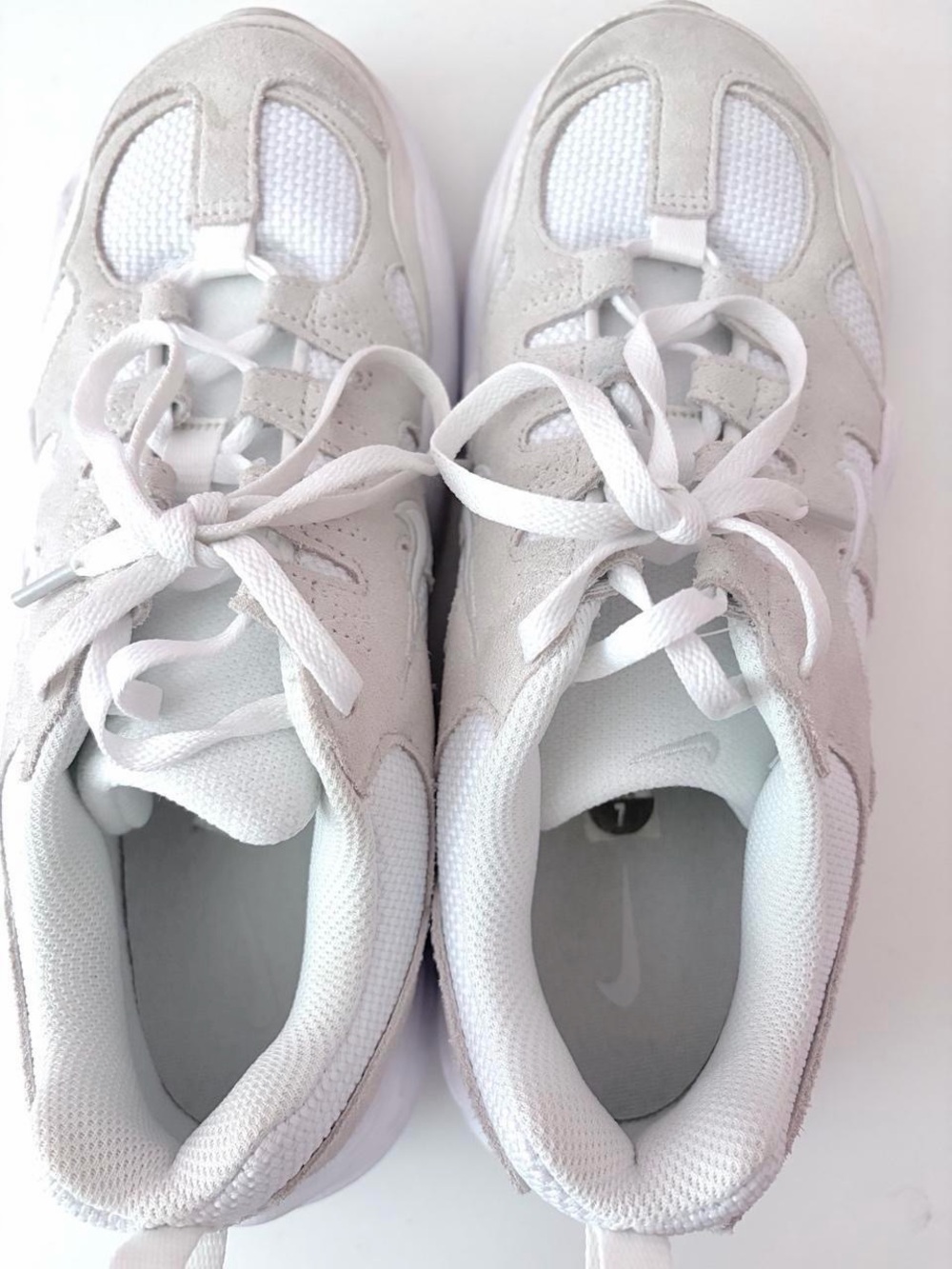 NIKE air max white and beige shoes ♥︎
